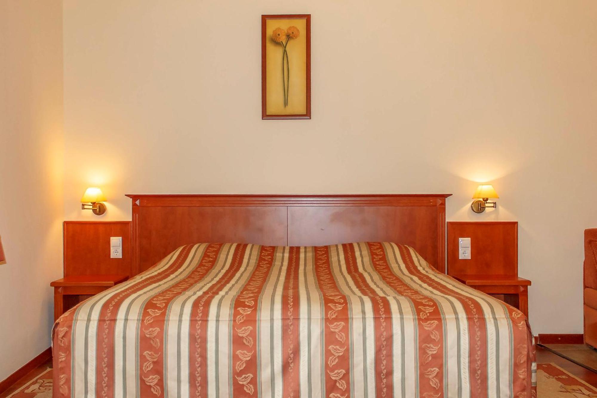 Pannon Hotel Bejelentkezes 20 Oraig, Check-In Until 20 O'Clock, Einchecken Bis 20 Uhr Mohács Εξωτερικό φωτογραφία