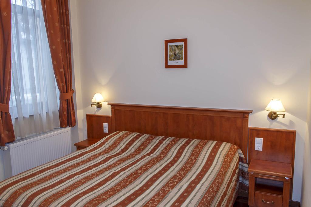Pannon Hotel Bejelentkezes 20 Oraig, Check-In Until 20 O'Clock, Einchecken Bis 20 Uhr Mohács Εξωτερικό φωτογραφία
