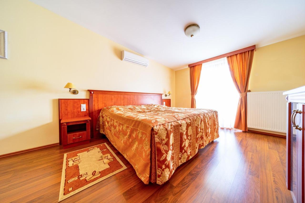 Pannon Hotel Bejelentkezes 20 Oraig, Check-In Until 20 O'Clock, Einchecken Bis 20 Uhr Mohács Εξωτερικό φωτογραφία