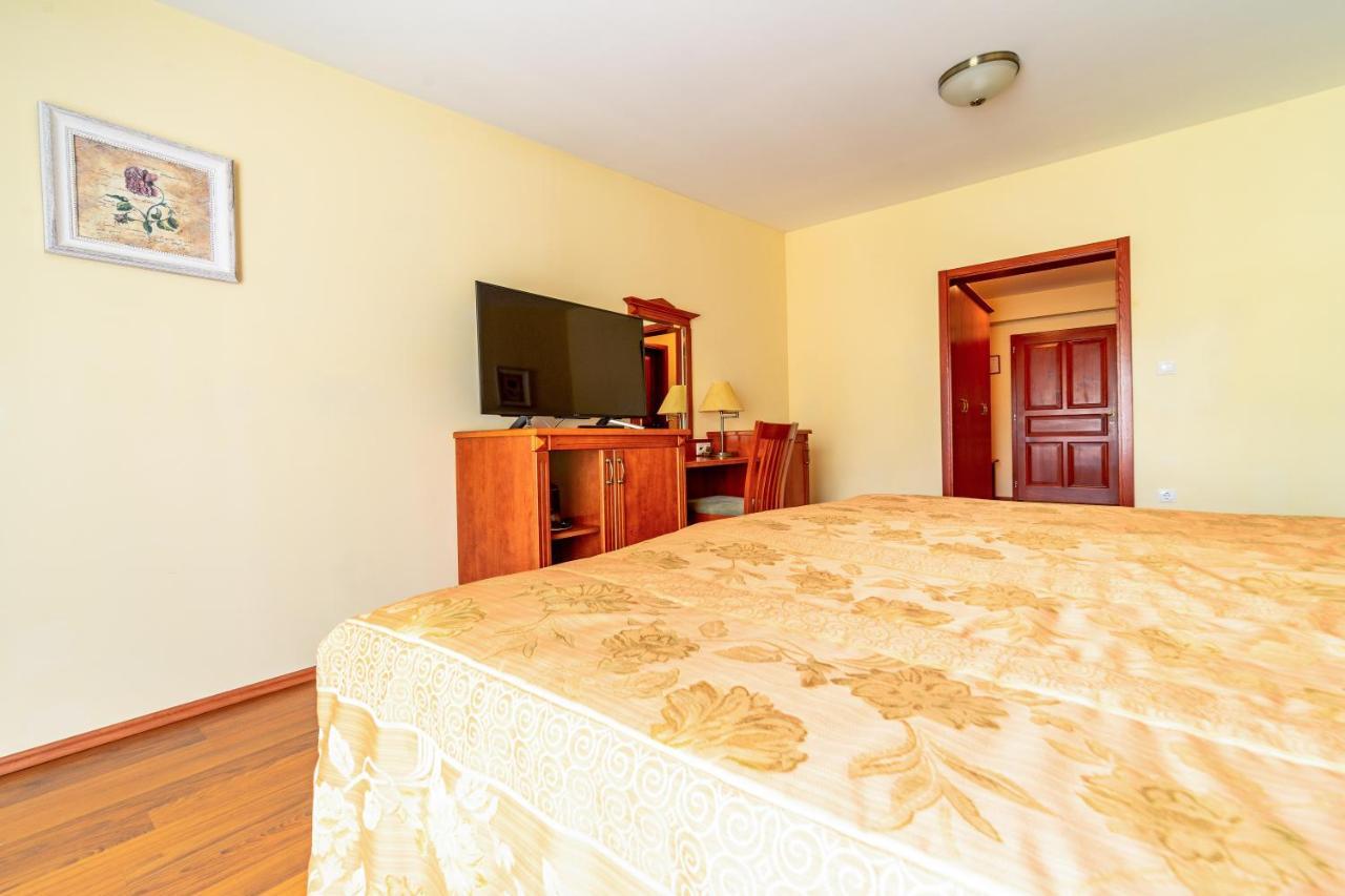 Pannon Hotel Bejelentkezes 20 Oraig, Check-In Until 20 O'Clock, Einchecken Bis 20 Uhr Mohács Εξωτερικό φωτογραφία