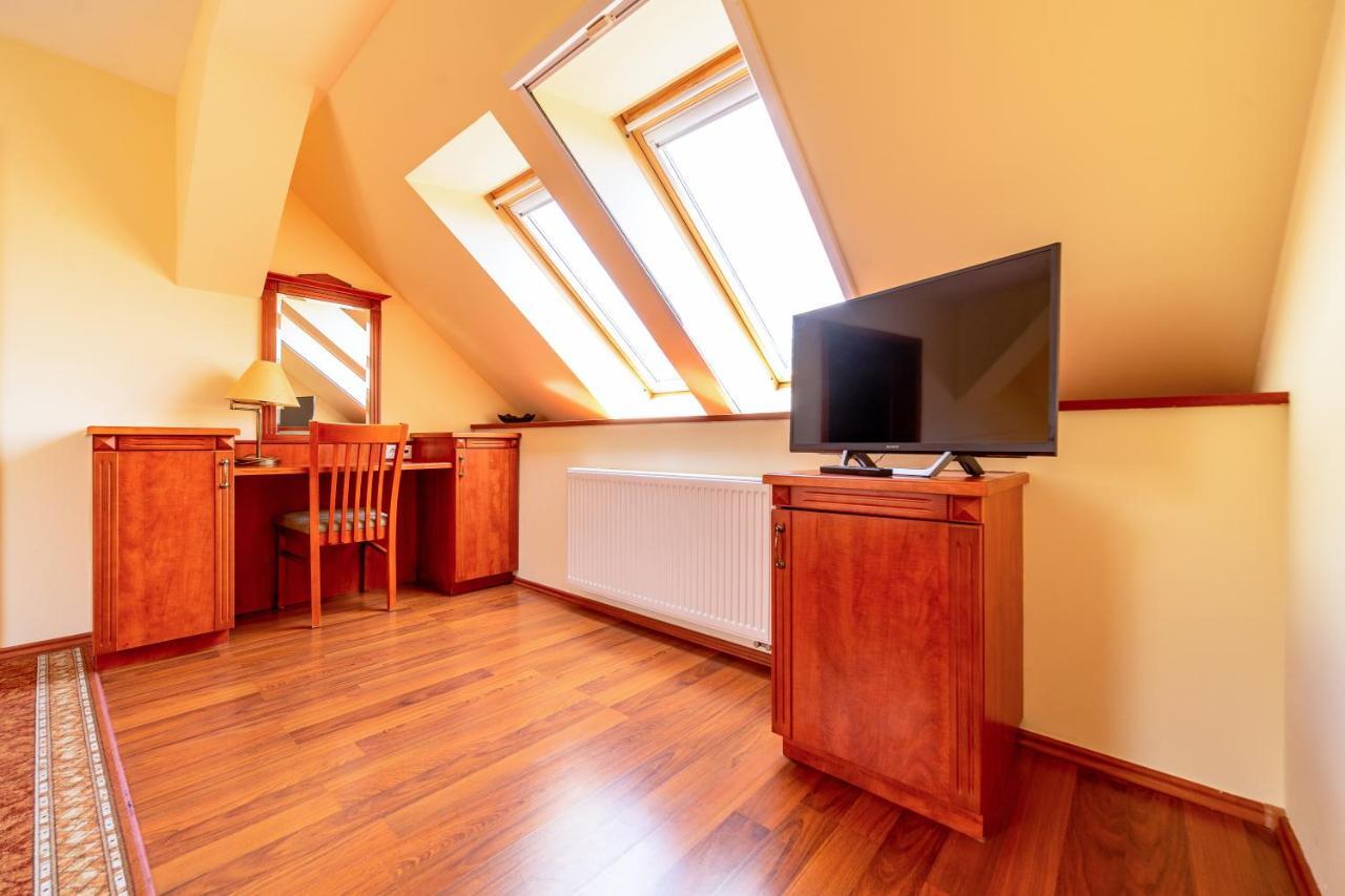 Pannon Hotel Bejelentkezes 20 Oraig, Check-In Until 20 O'Clock, Einchecken Bis 20 Uhr Mohács Εξωτερικό φωτογραφία